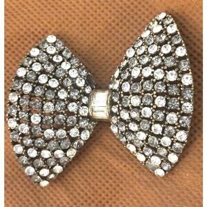 Vintage 50s-60s CINER Rhinestone Bow Brooch Silver Tone Crystal Pin 2.5" x 2.25"